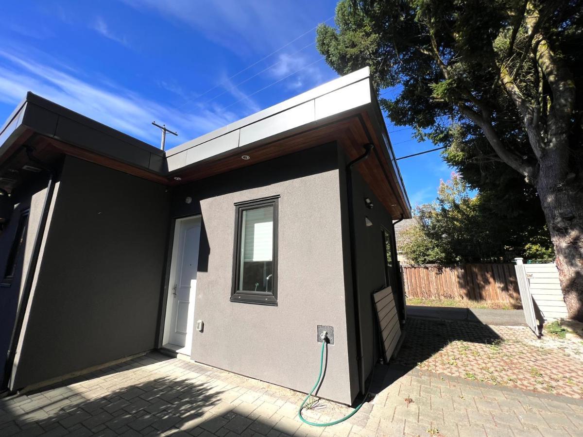 バンクーバー Brand New Modern Laneway Houseヴィラ エクステリア 写真